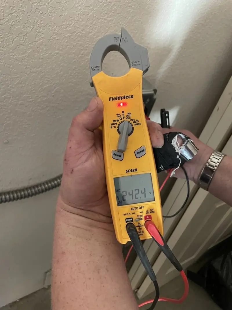 Voltage testing with clamp meter during Outlet Installation in Ontelaunee